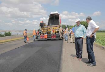 Supervisa Quirino trabajos de rehabilitación de autopista Benito Juárez