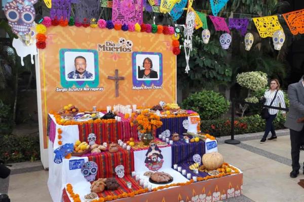Recuerdan a Sergio Inzunza y Magaly Reyes, en el Congreso local