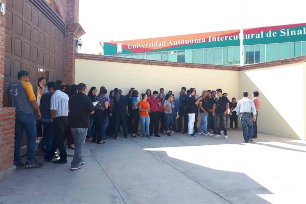 Trabajadores de la UAIS paran labores ante falta de pagos