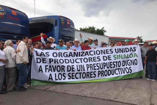 Más de mil 200 productores sinaloenses salen rumbo a la CDMX
