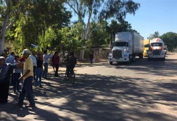 Pobladores de El Pochotal liberan carretera tras 4 horas de bloqueada