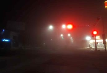 Denso banco de niebla cubre a Los Mochis; exhortan a tener precaución