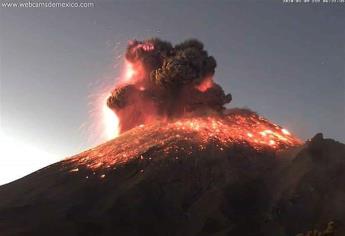 Explosión en el Popocatépetl genera fumarola de 3 kilómetros
