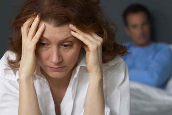 Tener menos sexo provoca entrada temprana a la menopausia, estudio