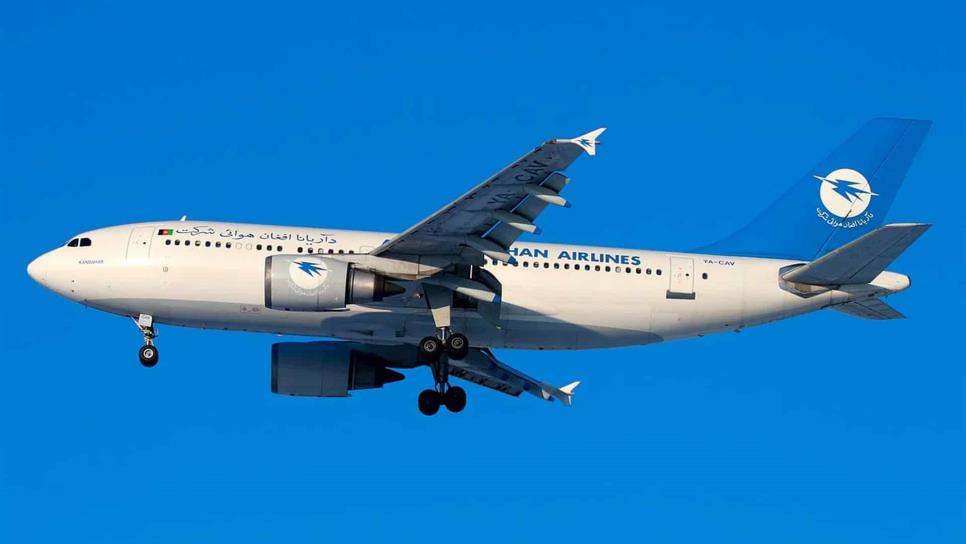Se estrella avión de pasajeros en Afganistán Se estrella avión de pasajeros en Afganistán