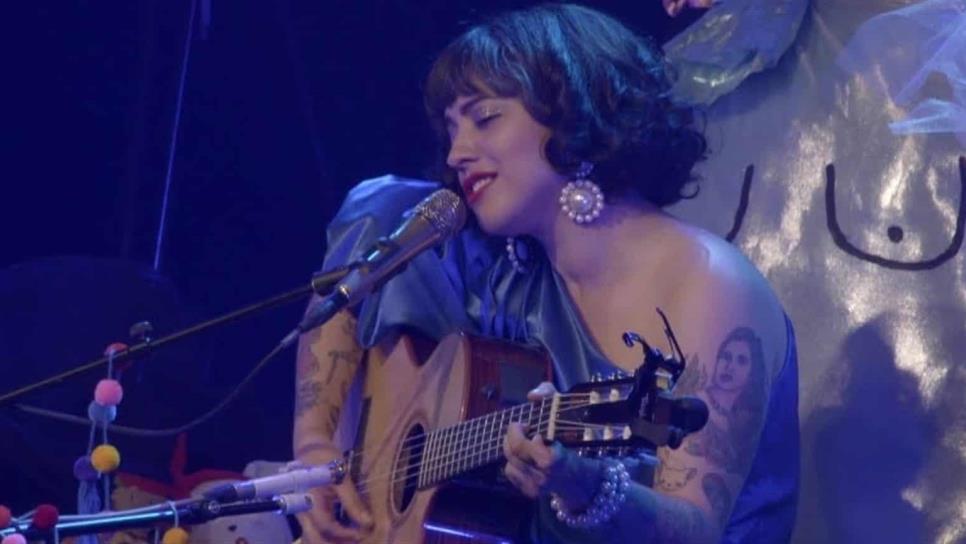 Mon Laferte estrena su primer álbum en vivo