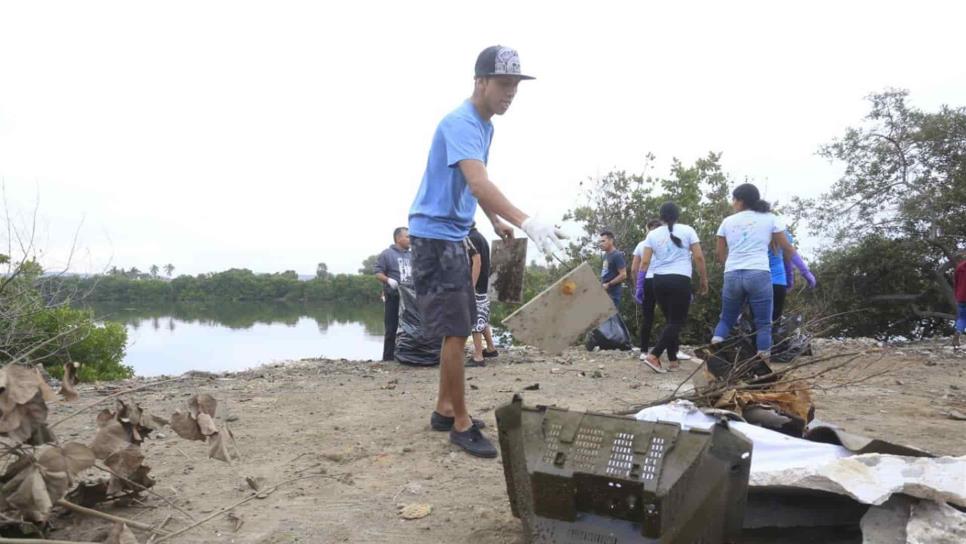 Estero del Infiernillo, el basurón clandestino de los mazatlecos