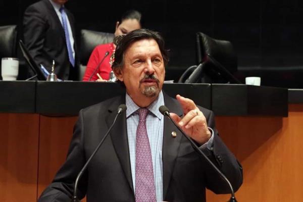 Outsourcing será regulado: Gómez Urrutia