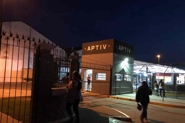 Trabajadores de APTIV advierten paro general por falta de pagos