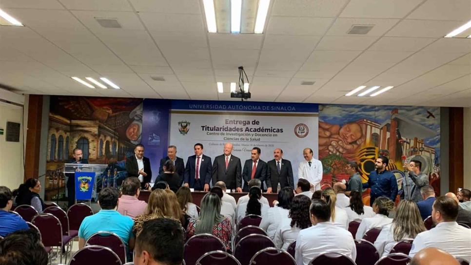 Entrega rector de la UAS titularidades académicas