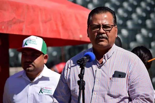 Agradecido Mingo Vázquez por el homenaje en la Clemente Grijalva