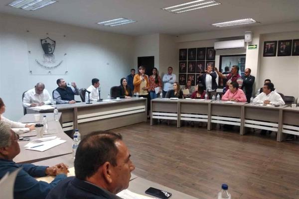 Amonesta Cabildo de Ahome a Irma Delgado por caso Paúl Velázquez