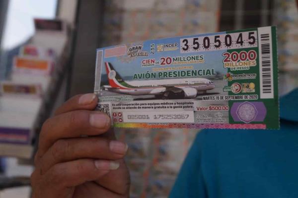 Comienza venta de cachitos para rifa del avión presidencial