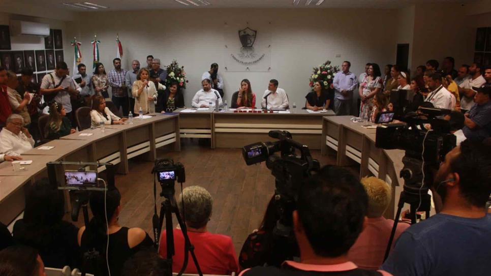 Galardonan a 8 mujeres con el mérito “Lore de la Vega” Galardonan a 8 mujeres con el mérito “Lore de la Vega”