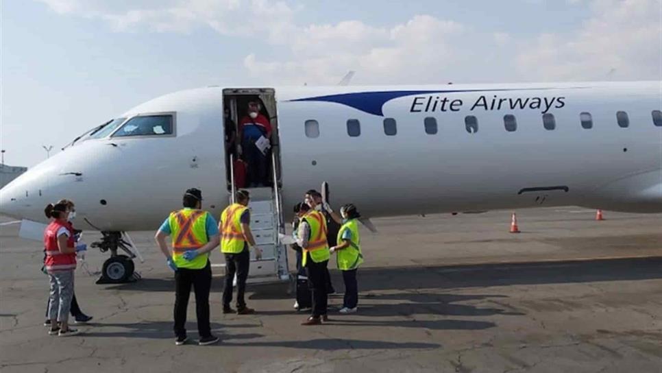 Rescatan a 34 mexicanos en altamar en Miami