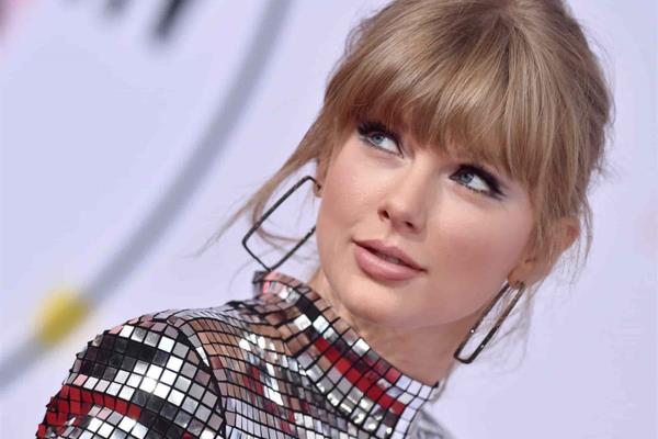 Taylor Swift cancela todos sus conciertos de 2020