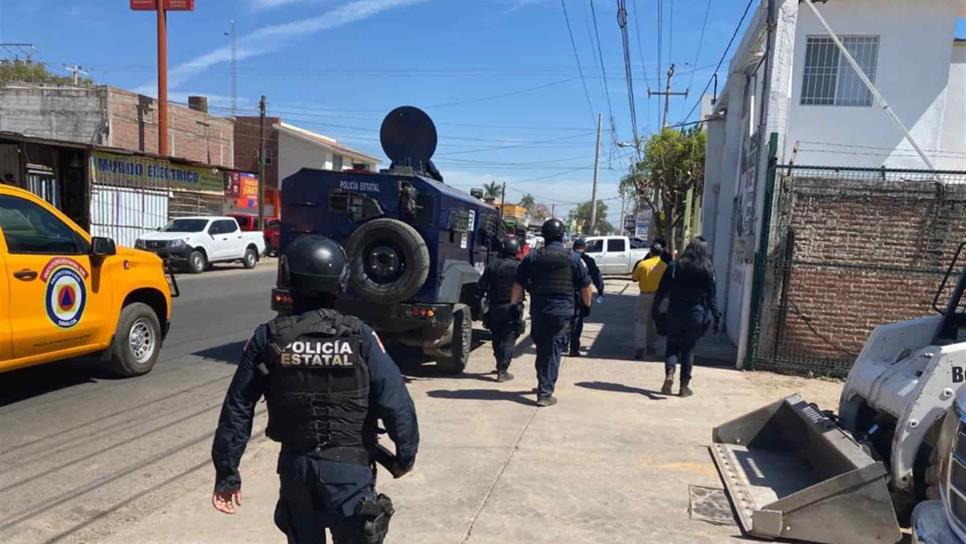 Intensifican operativo para cierre de comercios no esenciales que aún brindan servicios Intensifican operativo para cierre de comercios no esenciales que aún brindan servicios