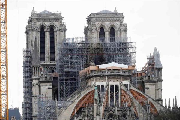 Reinician el lunes restauración en catedral de Notre Dame