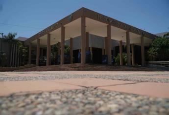 Congreso de Sinaloa iluminará edificio con colores de la bandera LGBT