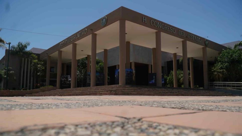 Congreso de Sinaloa iluminará edificio con colores de la bandera LGBT