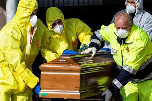 Ofrecen apoyo económico para repatriar restos de muertos por Covid-19 en el extranjero