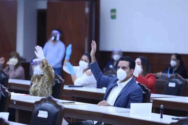 Congreso es el responsable de que no entren en vigor leyes que aprueba: Roberto Cruz