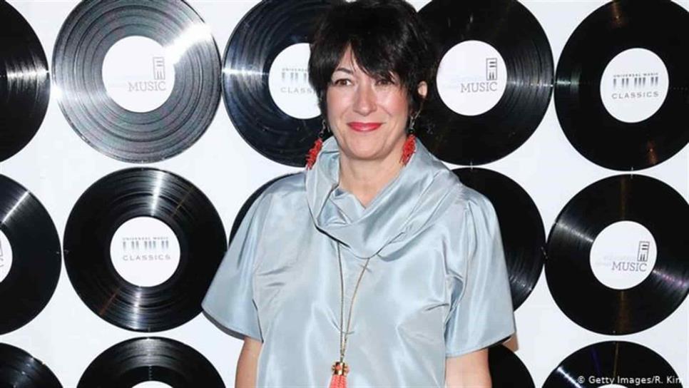 Arrestan a Ghislaine Maxwell, expareja de Jeffrey Epstein