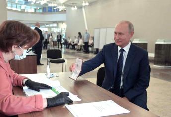 Gana Putin en referéndum constitucional; ahora podrá gobernar hasta 2036