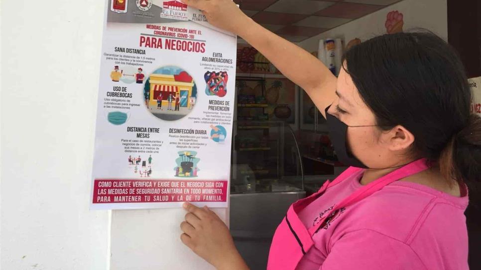 Comerciantes de El Fuerte cumplen medidas sanitarias en sus negocios