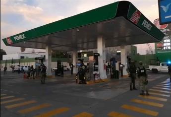 Clausuran Profeco y Guardia Nacional gasolinera en Los Mochis