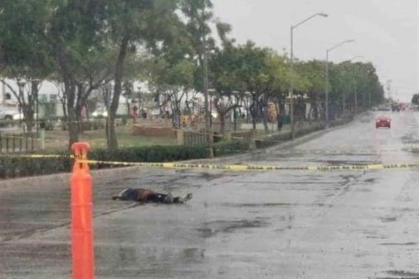 Asesinan a balazos a un hombre en Libramiento 2 de Mazatlán