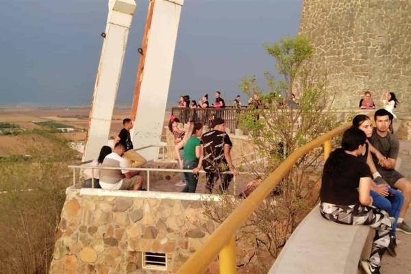 No usan cubrebocas ni guardan distancia en el Cerro de la Memoria y el CUM: PC