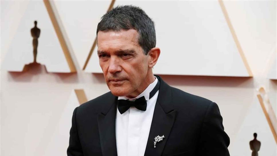 Antonio Banderas anuncia que está en cuarentena al dar positivo por Covid-19