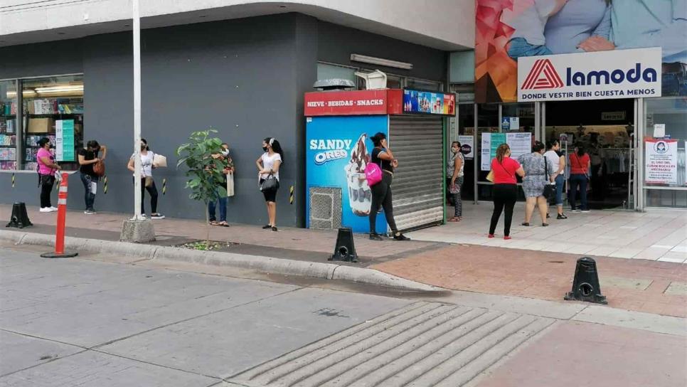 Inicia sin contratiempos la entrega de uniformes, útiles y calzado en Culiacán