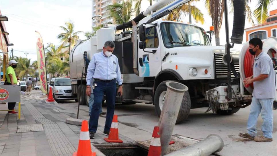 Repone Jumapam redes hidrosanitarias en Zona Dorada