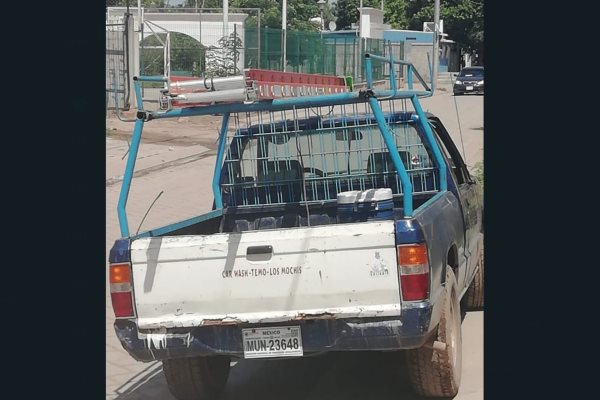 Denuncian que supuestos “contratistas de CFE extorsionan y cortan la luz en Villa de Ahome
