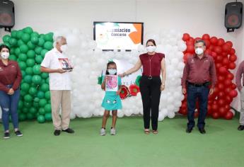 Entrega DIF Mazatlán premio a ganadores del concurso de Vestuario Tradicional Mexicano