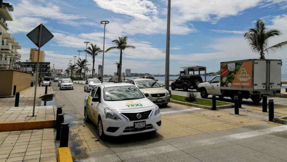 Advierte Tránsito que va contra los que no respeten zonas prohibidas de estacionamiento