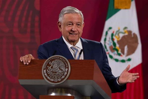 López Obrador invita a la oposición a buscar su renuncia por vía democrática