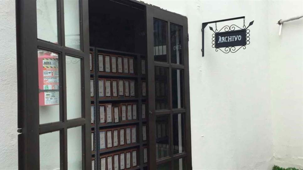 Entrega gobernador nueve archivos municipales equipados