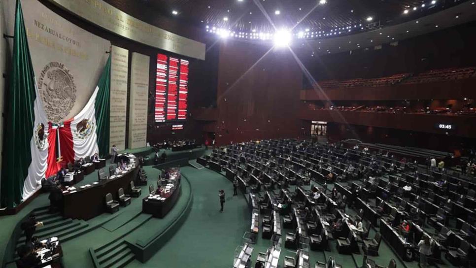 Diputados aprueban que ningún funcionario gane más que el presidente