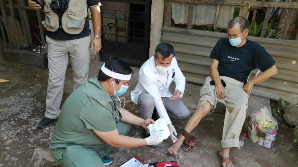 Llevan brigada médica y de servicios integrales a la colonia Tabachines II en Los Mochis