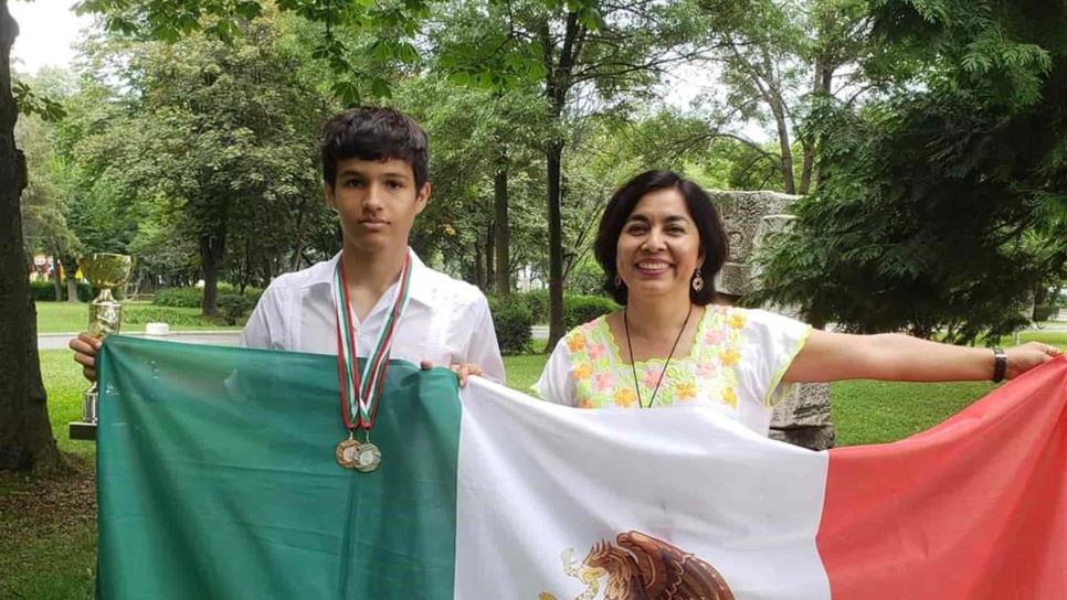 Carlos Emilio, el joven culiacanense que ganó bronce en Olimpiada Internacional de Matemáticas