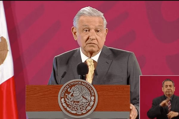 Si mis familiares en Macuspana desviaron dinero, que se les castigue: AMLO