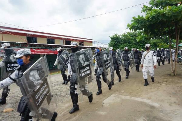 México alista su plan para reforzar controles migratorios en la frontera sur