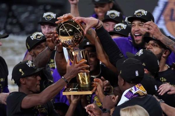 Los Lakers honran la memoria de Kobe Bryant al proclamarse campeones de la NBA