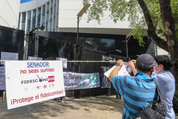 Más de 700 científicos del mundo firman en defensa a fideicomisos de México