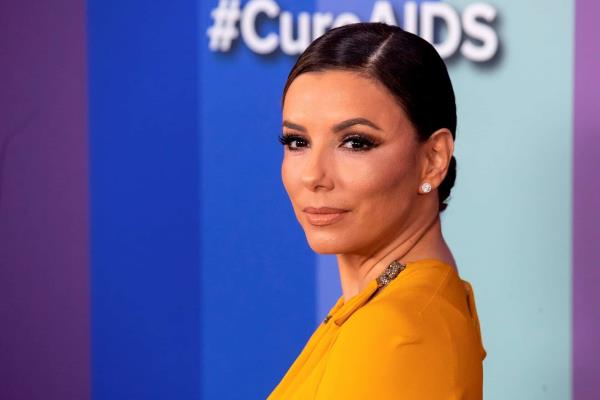 Eva Longoria y América Ferrera inician tour para empoderar votantes latinas