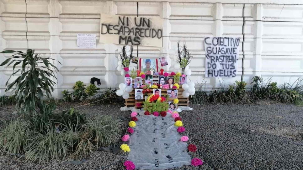 Colectivo de búsqueda monta altar por desaparecidos de Guasave Colectivo de búsqueda monta altar por desaparecidos de Guasave
