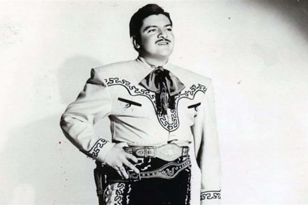 En una semana, Mazatlán estrenará su monumento a José Alfredo Jiménez